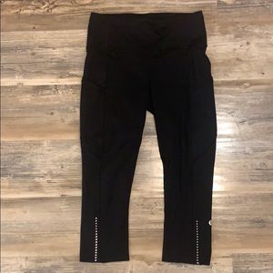 cropped lulu lemon leggings